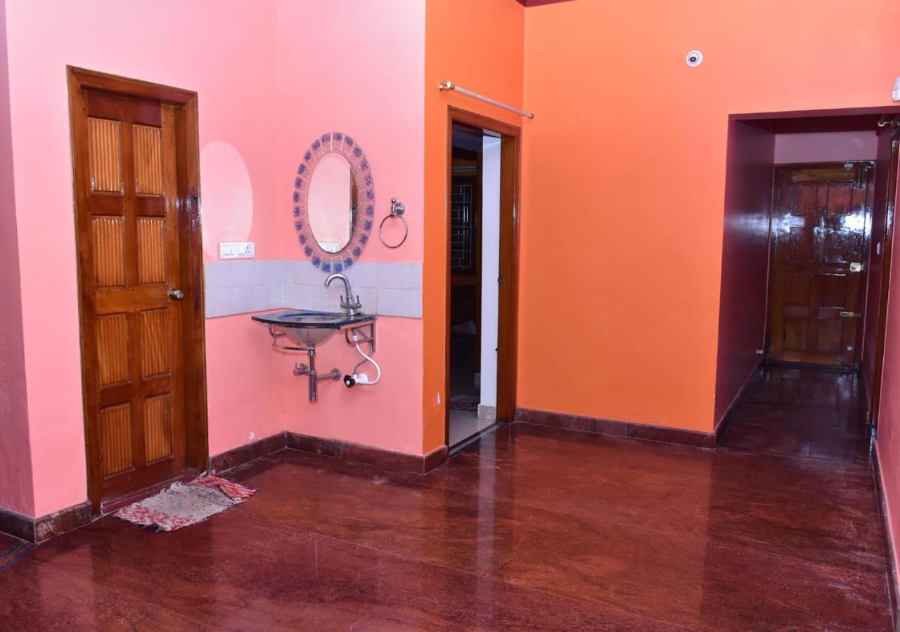 Kaveri Homestay Madikeri Luaran gambar